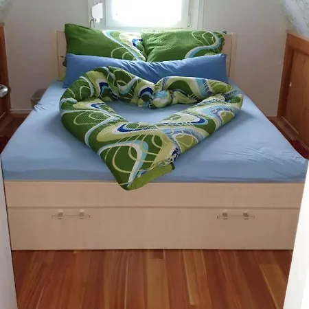 Schoenes 500 M Vom Freistrand Am Balaton Balatonmariafurdo