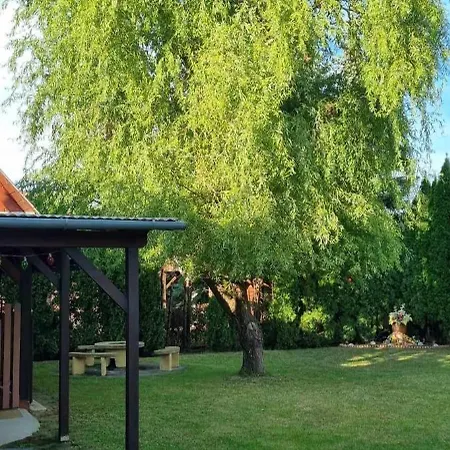 Schoenes 300 M Vom Freistrand Am Balaton * Balatonmáriafürdő