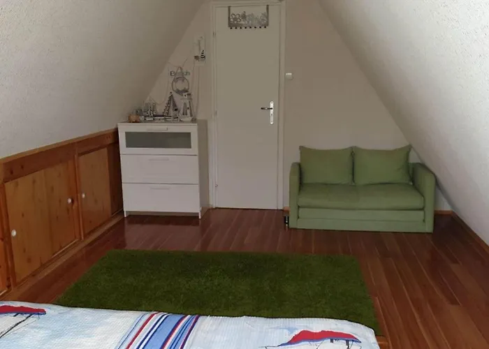 Сasa de vacaciones Schoenes 500 M Vom Freistrand Am Balaton