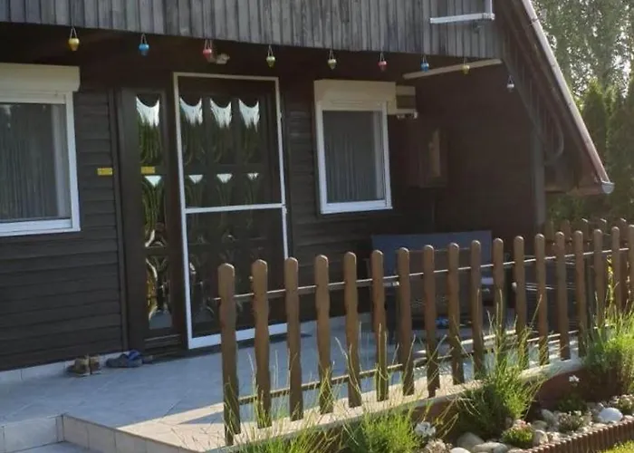 Schoenes 500 M Vom Freistrand Am Balaton Balatonmariafurdo